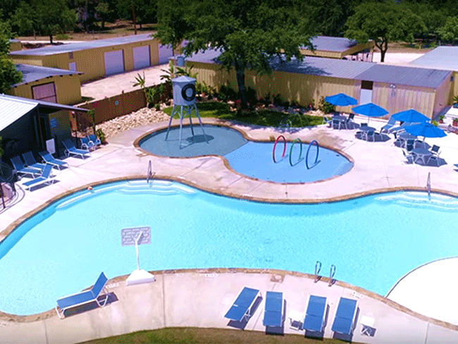 River Oaks Resort Pool