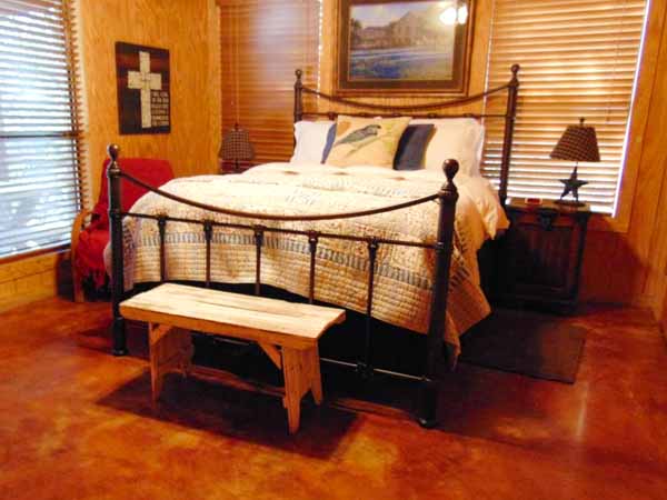 old oak bedroom